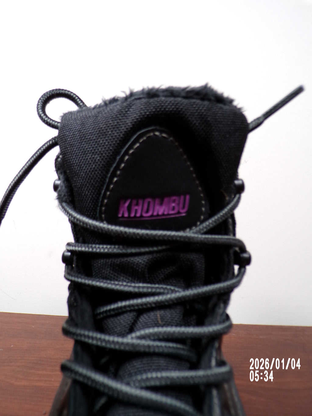 Khombu Riley Women's Size 7 Shell Lace-up Hiking Boot Cushioned Footbed, Black